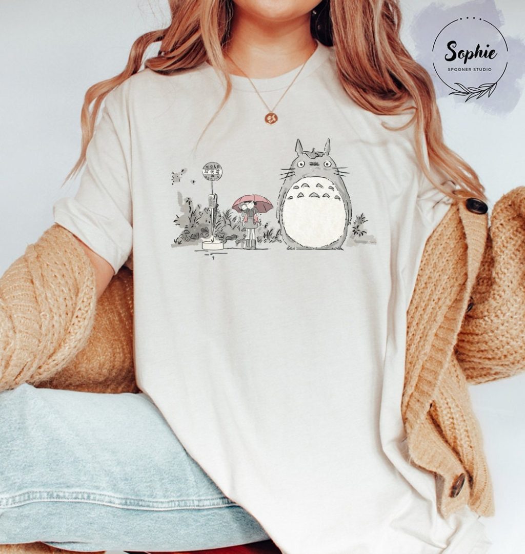 Studio Ghibli Totoro Bus Stop T-shirt - Image 5